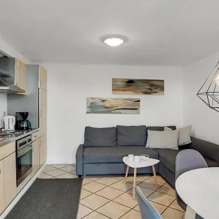 Apartman Cozy In With Kitchen Højer