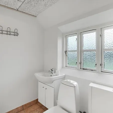 Cozy In With Kitchen Apartman